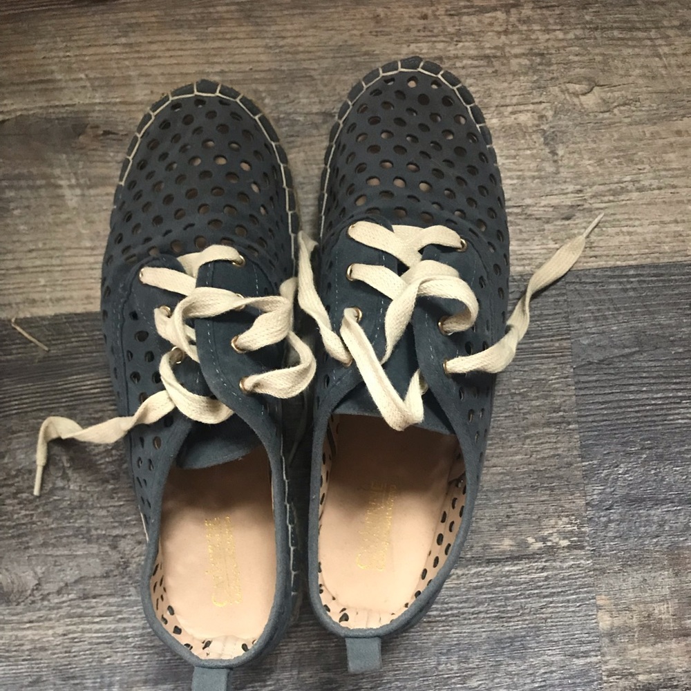 Hardly wore sneakers